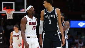 NBA交易截止日：湖人、快船队阵容变动聚焦詹姆斯加盟与班凯罗交易传闻