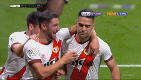 西甲赛场巴伦西亚VS毕尔巴鄂竞技：攻防大战焦点对决